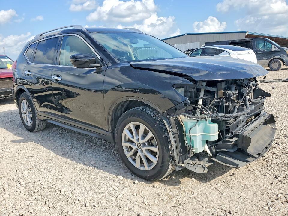 2018 Nissan Rogue sv