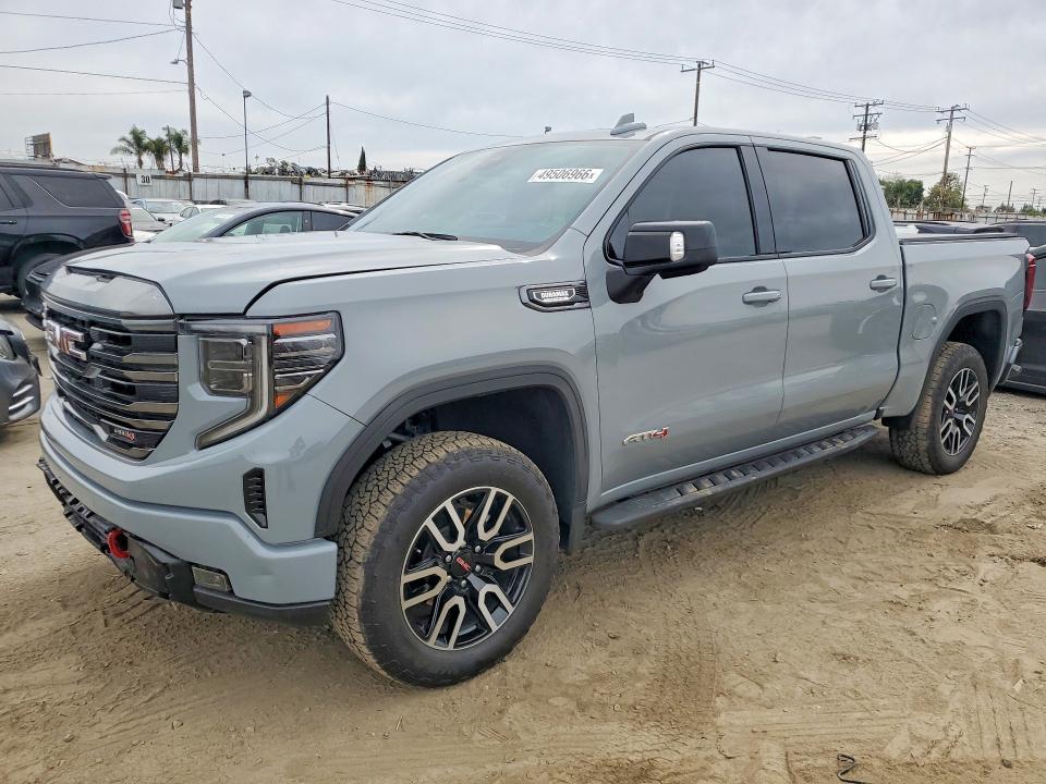 2024 GMC Sierra K1500 AT4