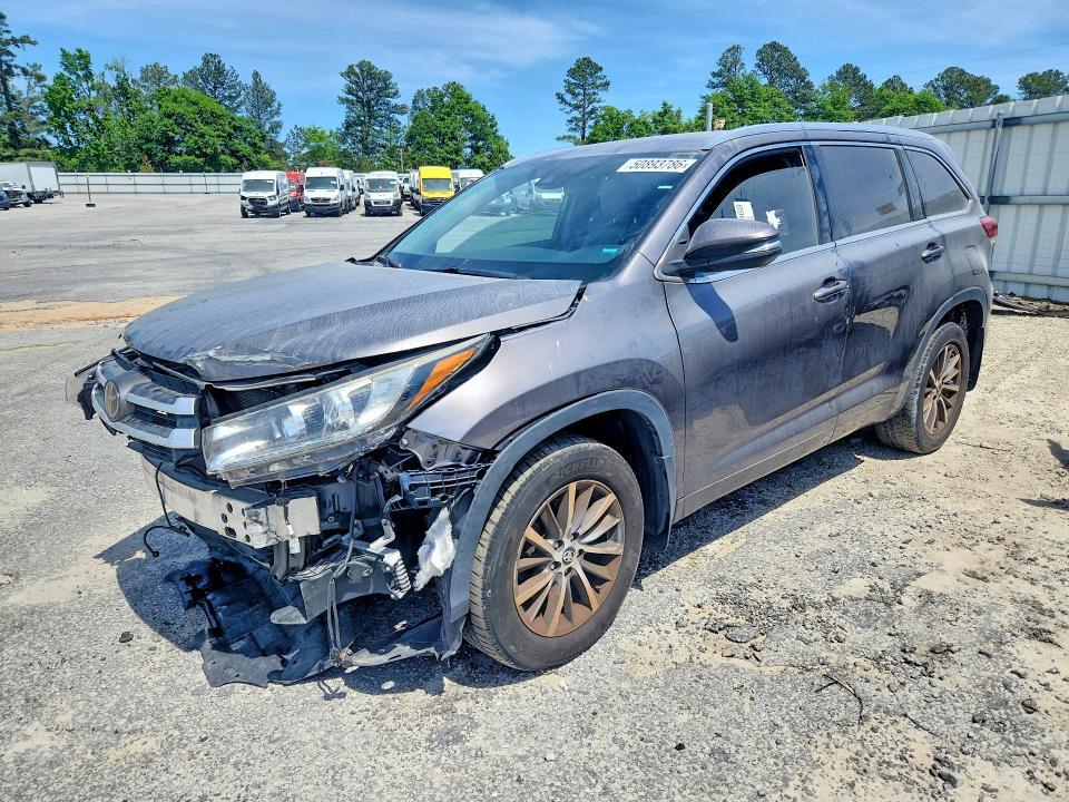 2018 Toyota Highlander xle