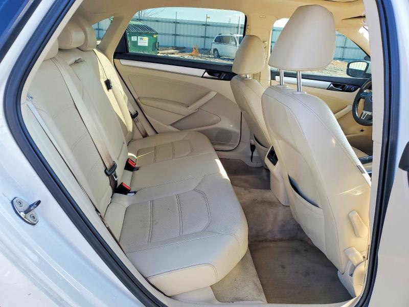 2013 Volkswagen Passat se