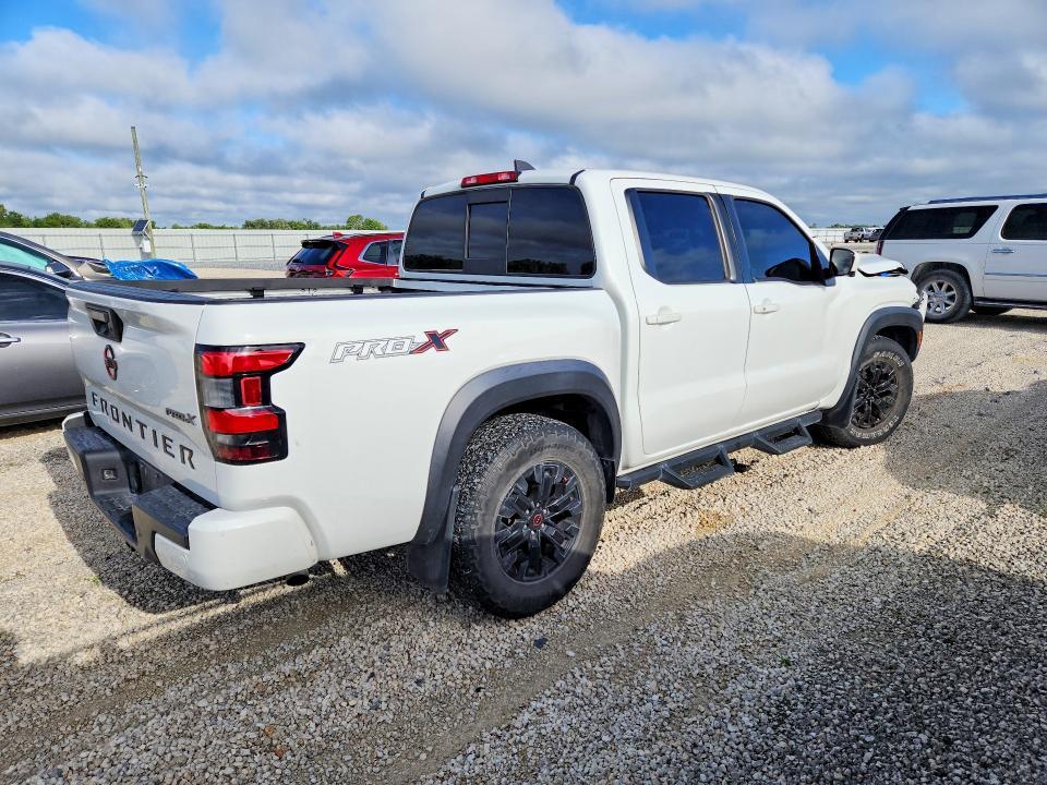 2022 Nissan Frontier PRO-X