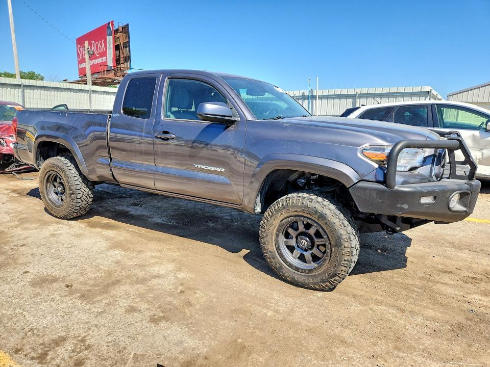 2022 Toyota Tacoma SR5 V6
