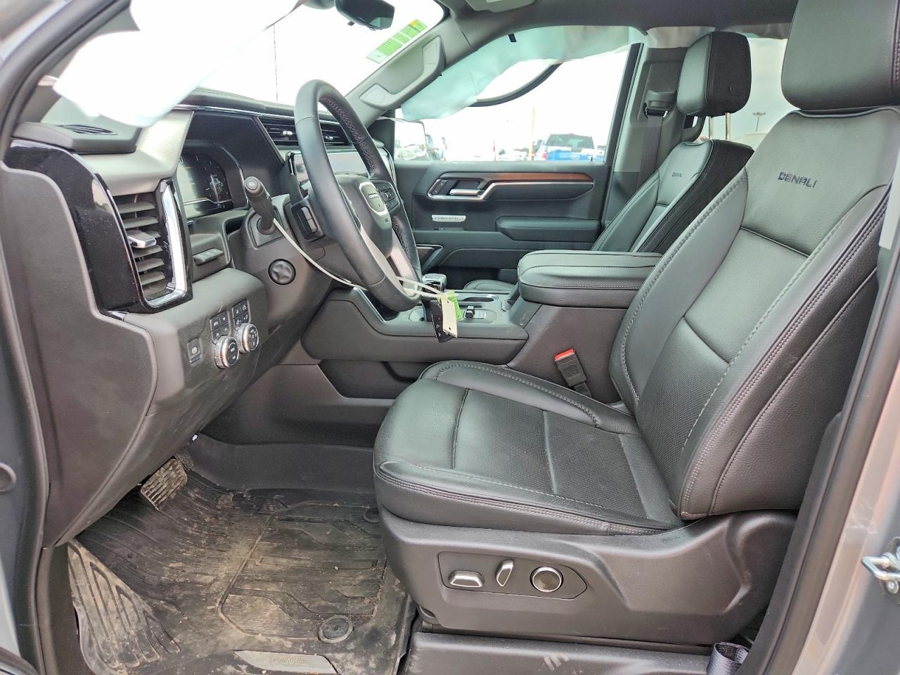 2025 GMC Sierra K1500 Denali
