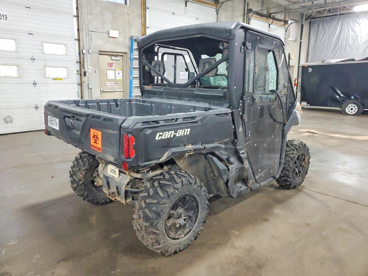 2019 Can-Am Defender HD10