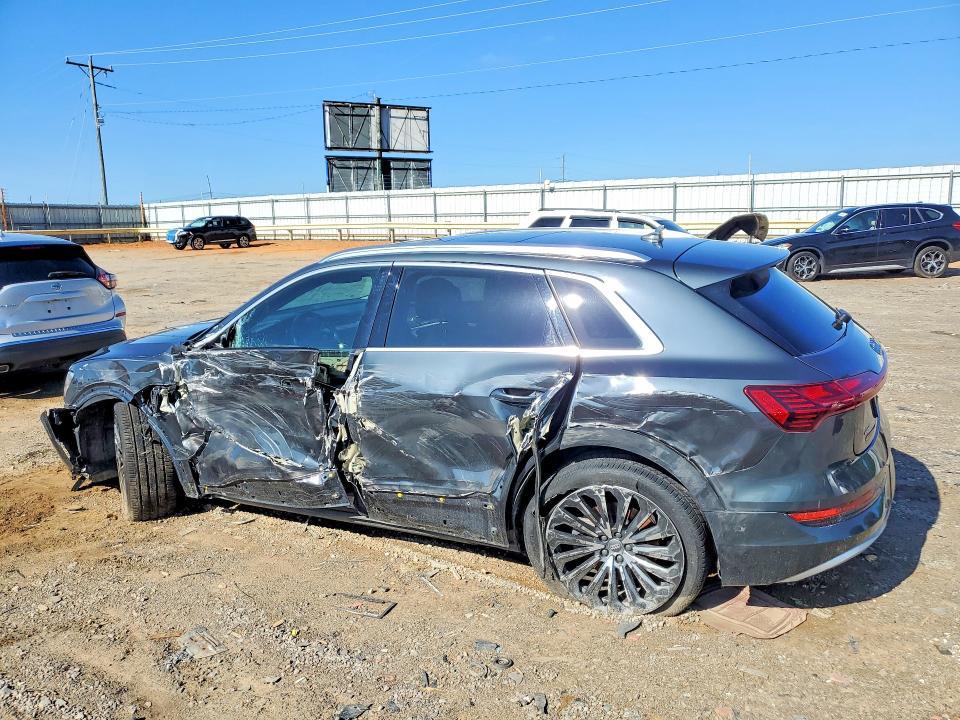2019 Audi E-tron Prestige
