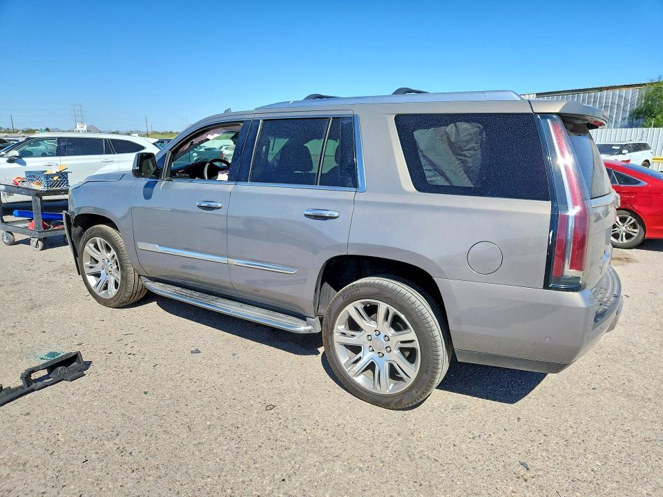 2017 Cadillac Escalade Luxury