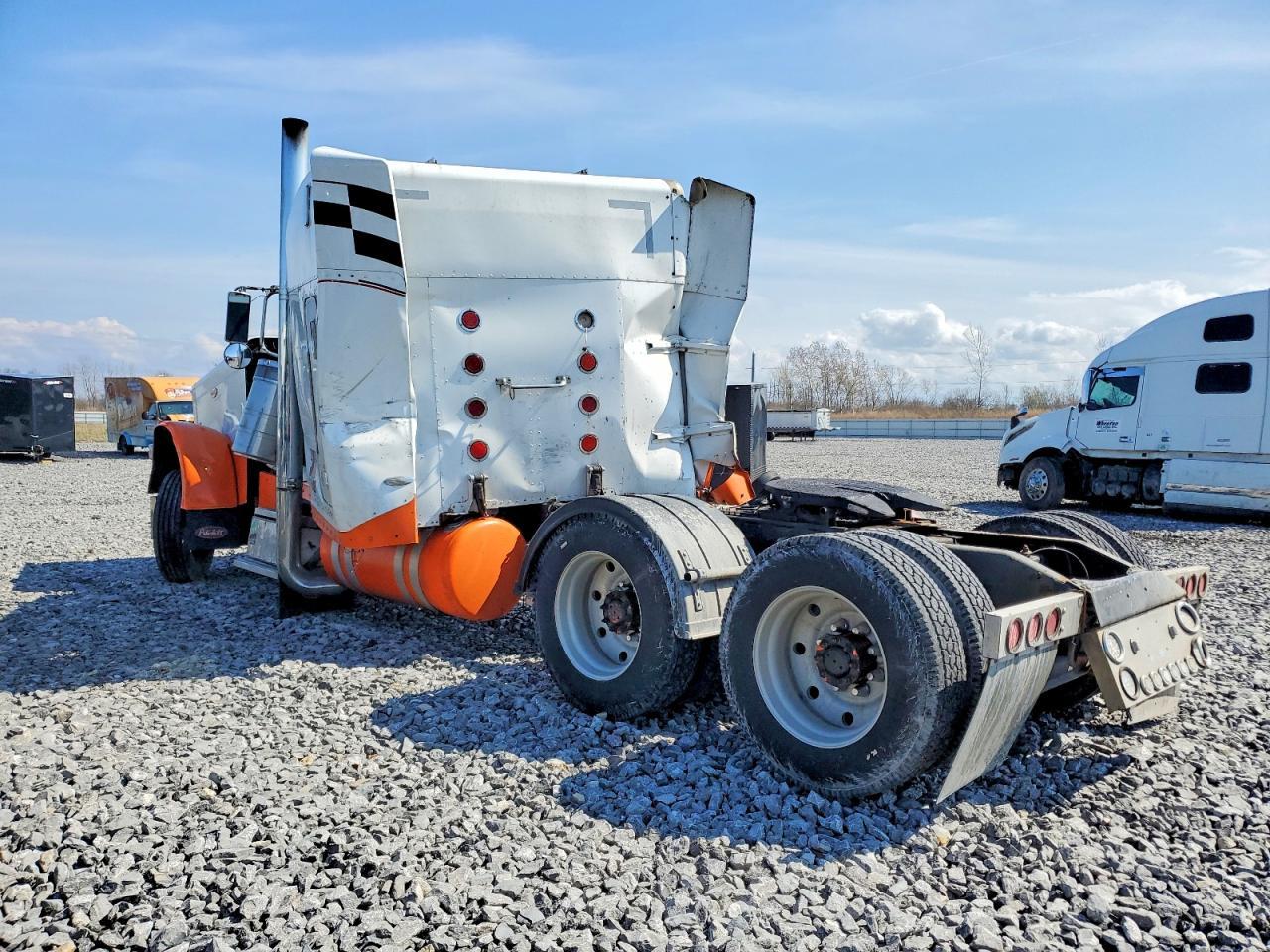 1995 Peterbilt 379 Semi Truck