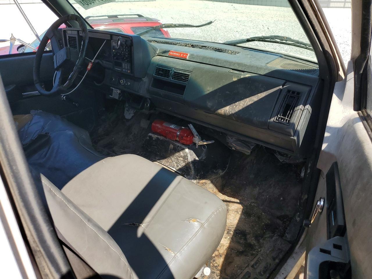 2000 Chevrolet C-SERIES C7H042