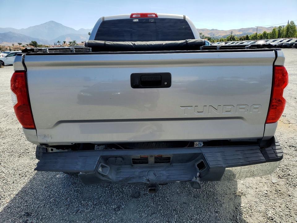 2017 Toyota Tundra SR5