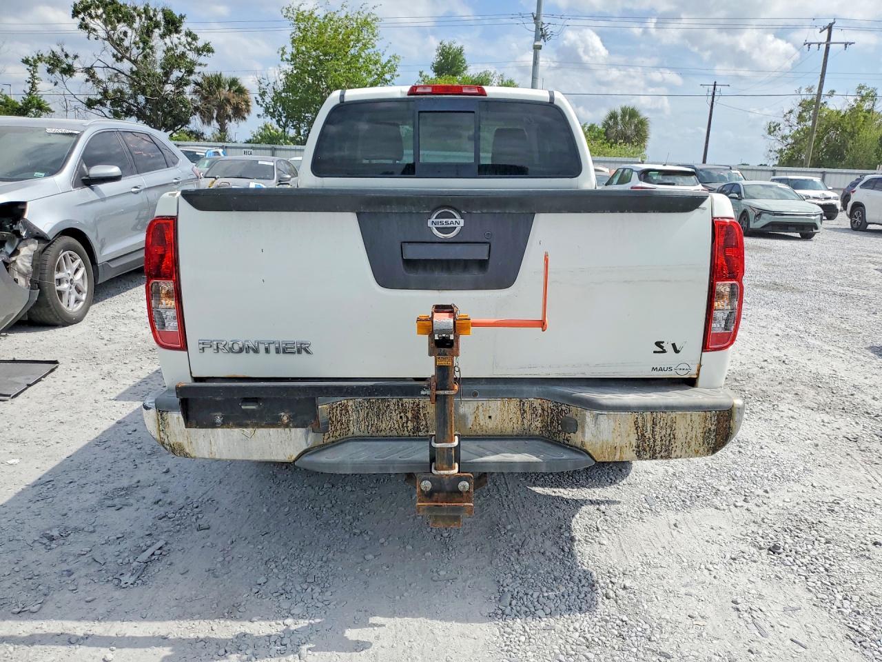 2017 Nissan Frontier S