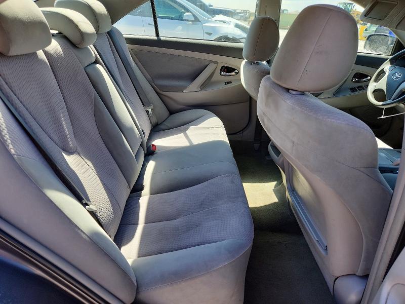 2011 Toyota Camry le