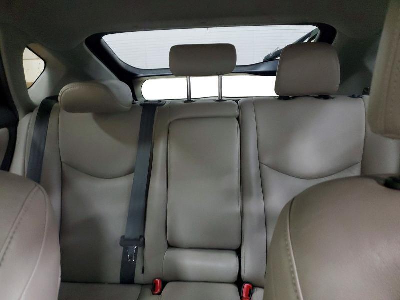 2010 Toyota Prius iii