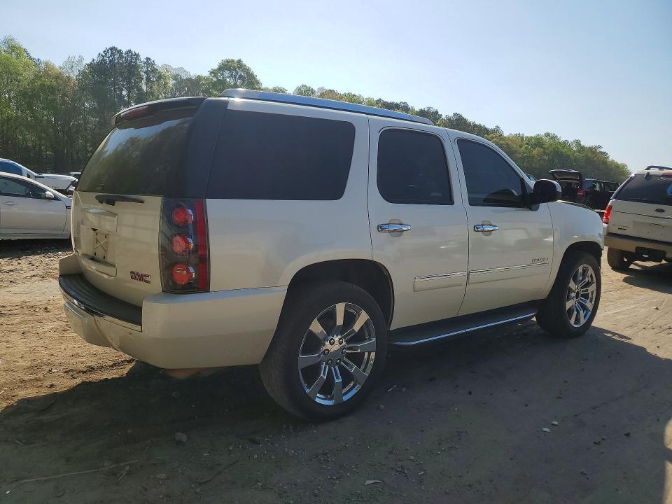 2010 GMC Yukon Denali