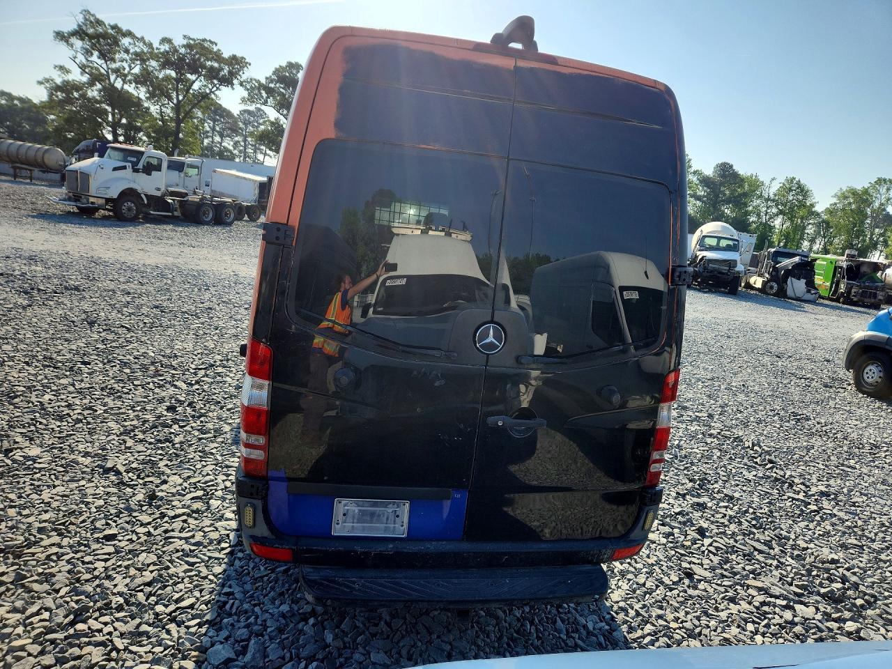 2015 Mercedes-Benz Sprinter 2500