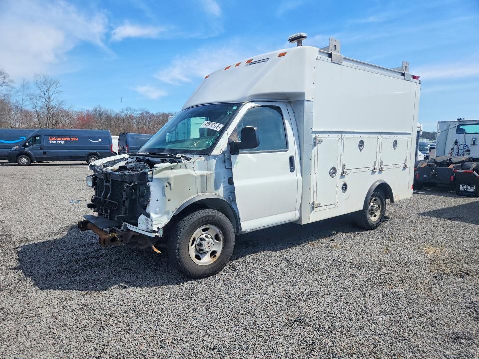 2014 GMC Savana Utility / Service Truck