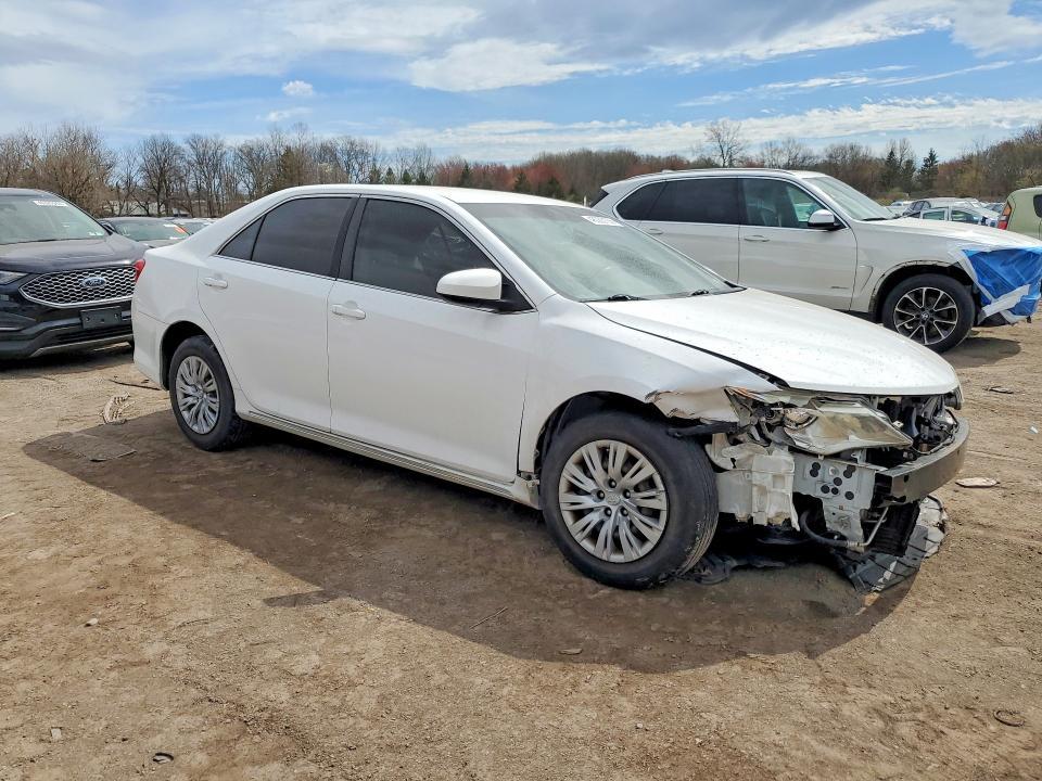 2012 Toyota Camry le