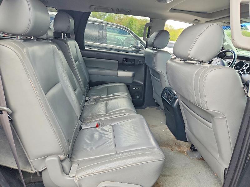 2008 Toyota Sequoia SR5