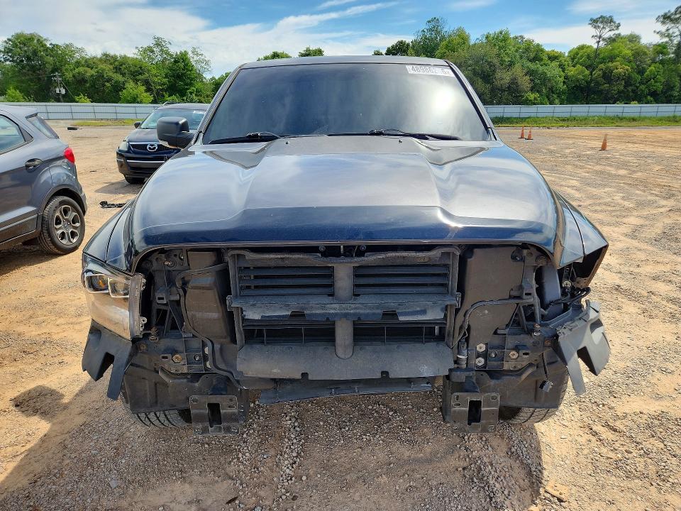 2015 Dodge RAM 1500 SLT