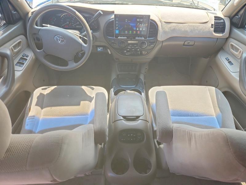 2005 Toyota Sequoia SR5