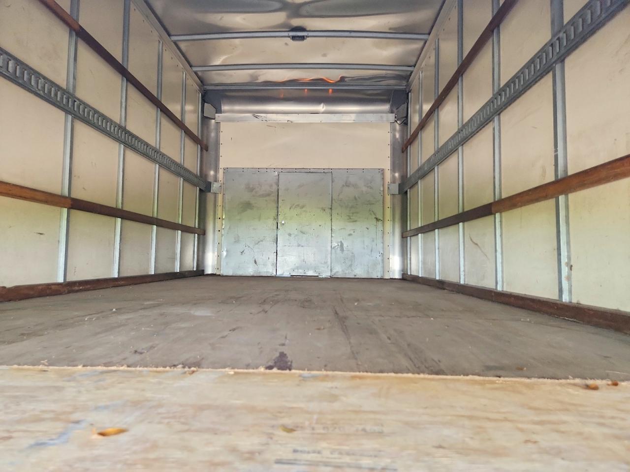 2022 Ford E450 BOX Truck