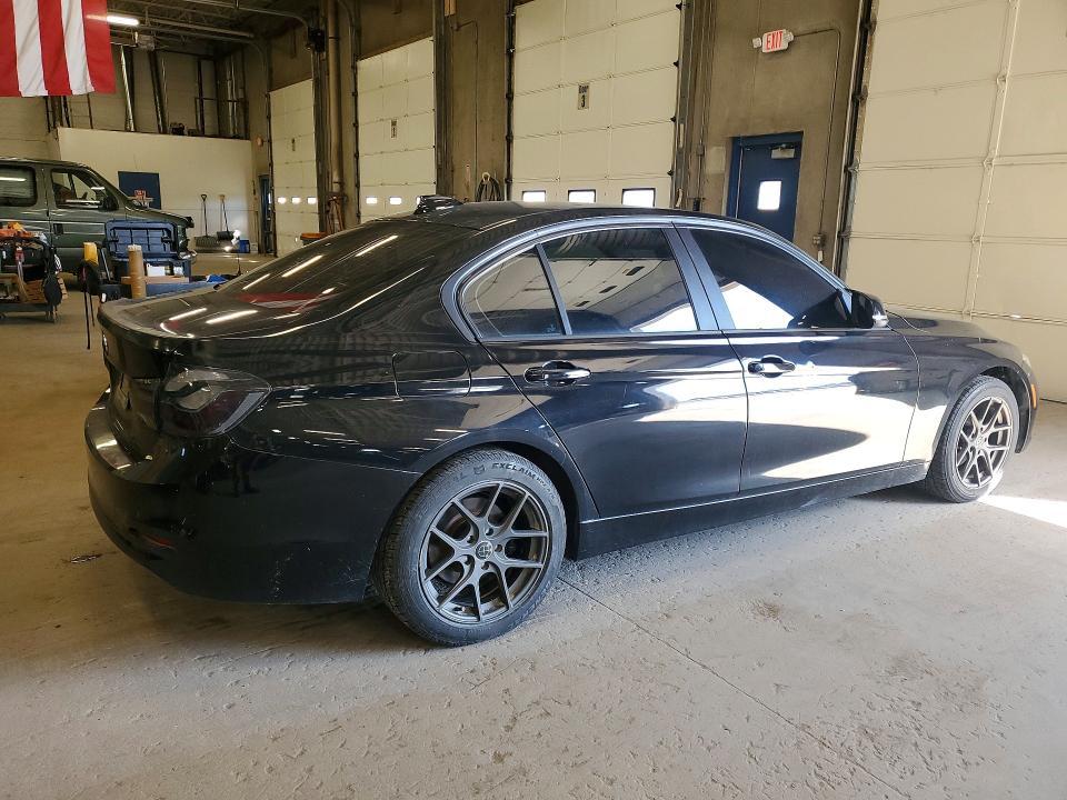 2017 BMW 320 i