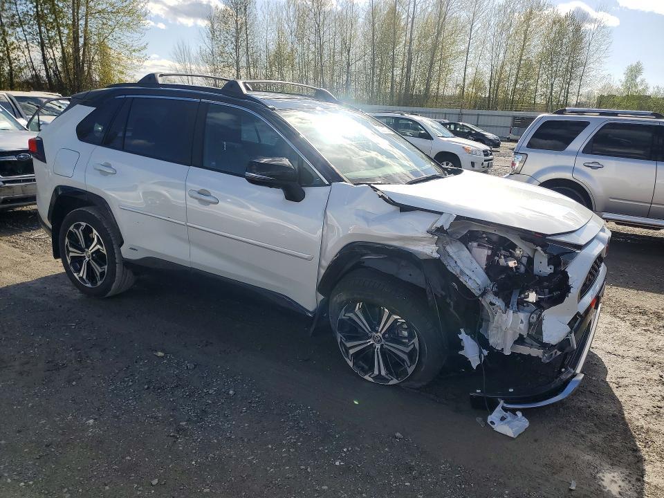 2025 Toyota Rav4 xse