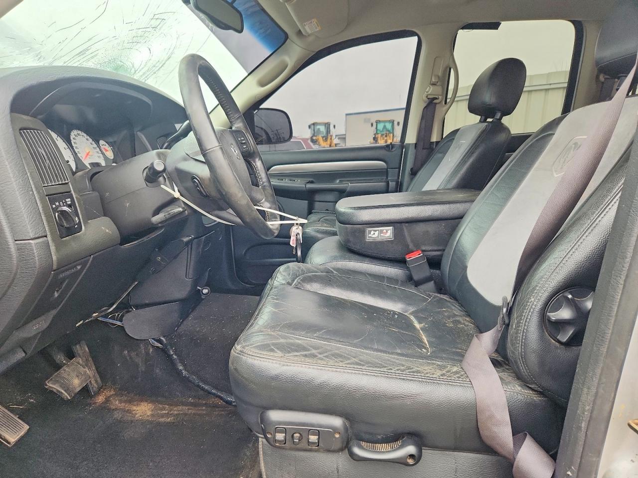 2004 Dodge RAM 1500 ST