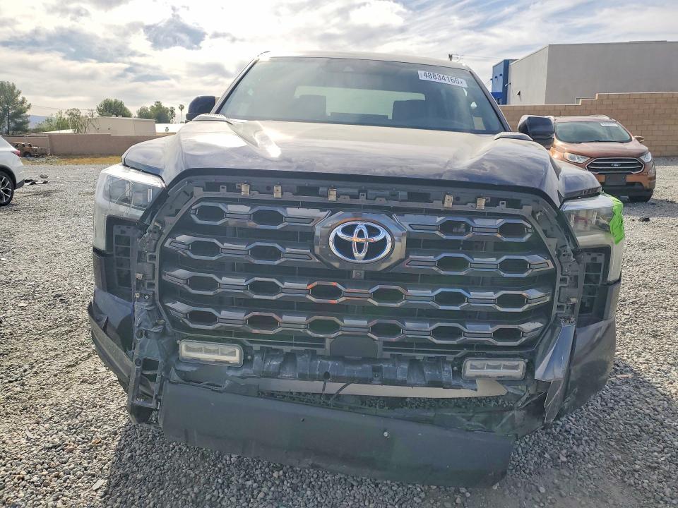 2023 Toyota Tundra Platinum HV