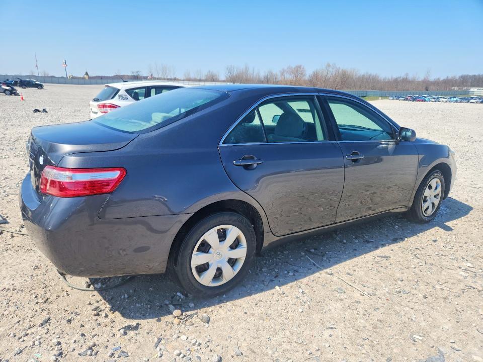 2009 Toyota Camry le