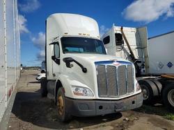 2016 Peterbilt 579 Semi Truck en venta en Woodhaven, MI