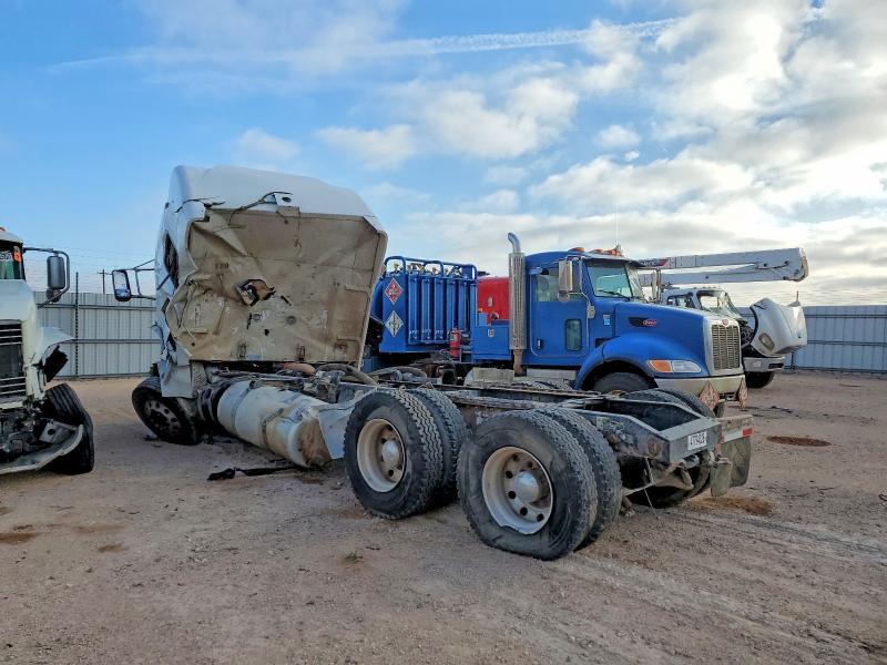 2012 Peterbilt 386 Truck Cab AND Chassis