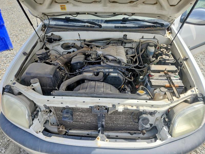 2001 Toyota Tundra SR5