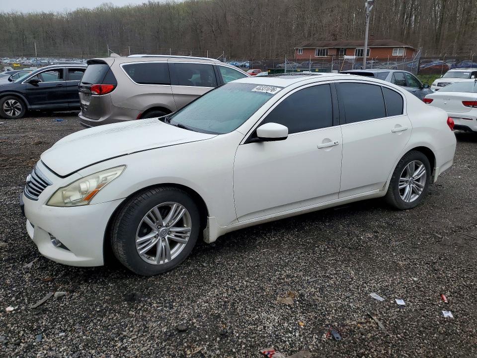 2013 Infiniti G37 Sedan x