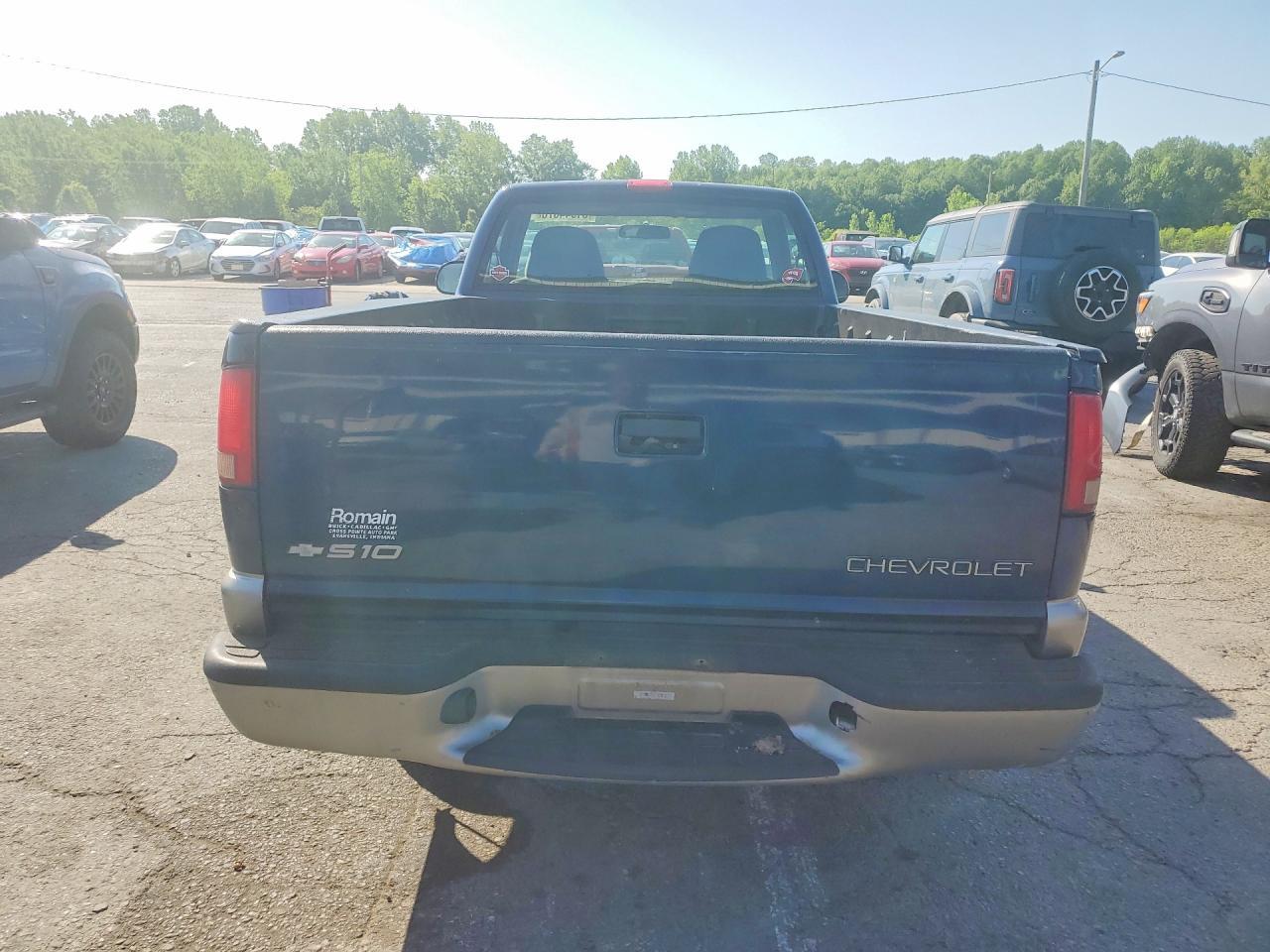 1999 Chevrolet S Truck S10