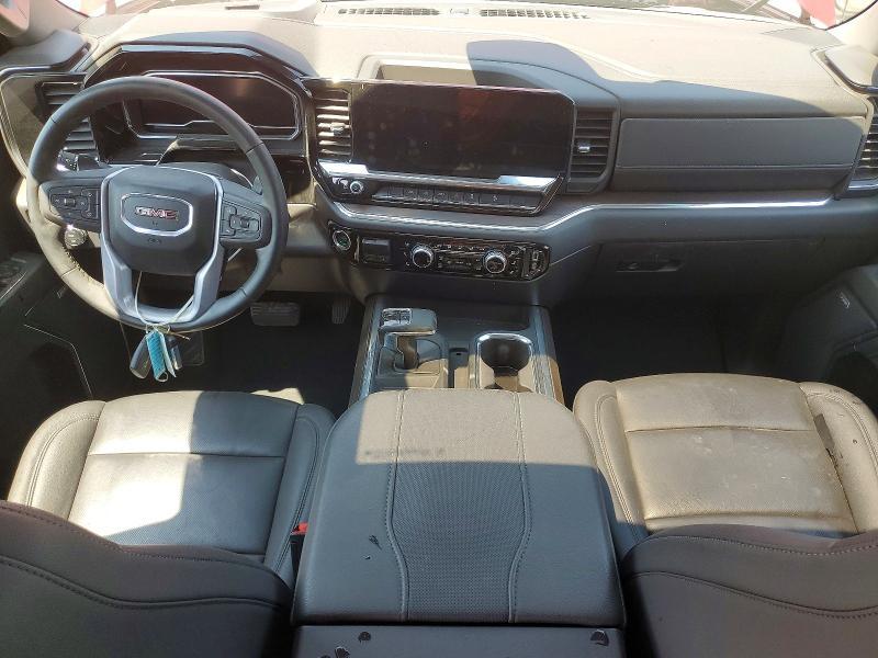 2024 GMC Sierra K1500 SLT