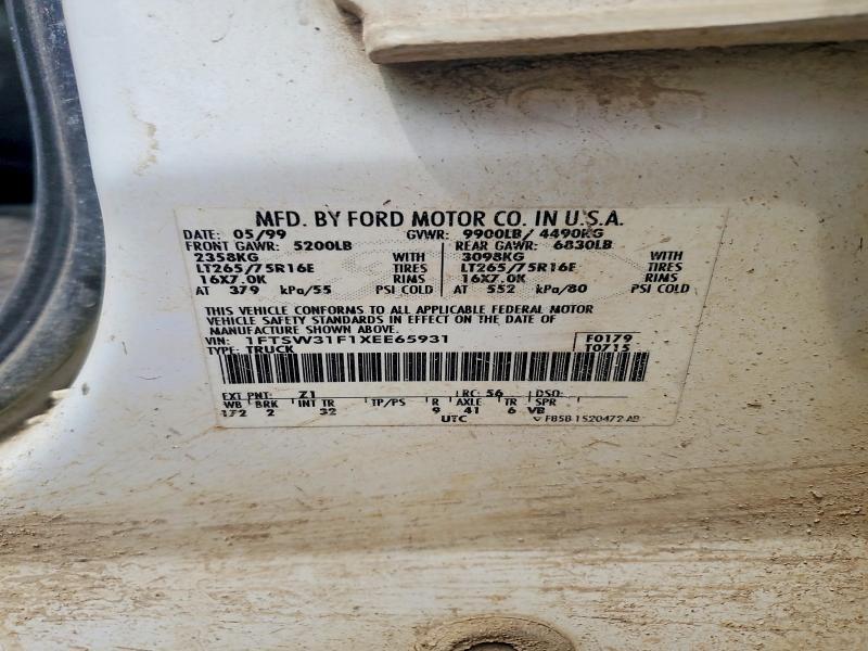 1999 Ford F350 Super Duty Flatbed Truck