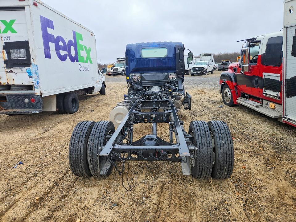 2025 Isuzu NRR Truck Cab AND Chassis