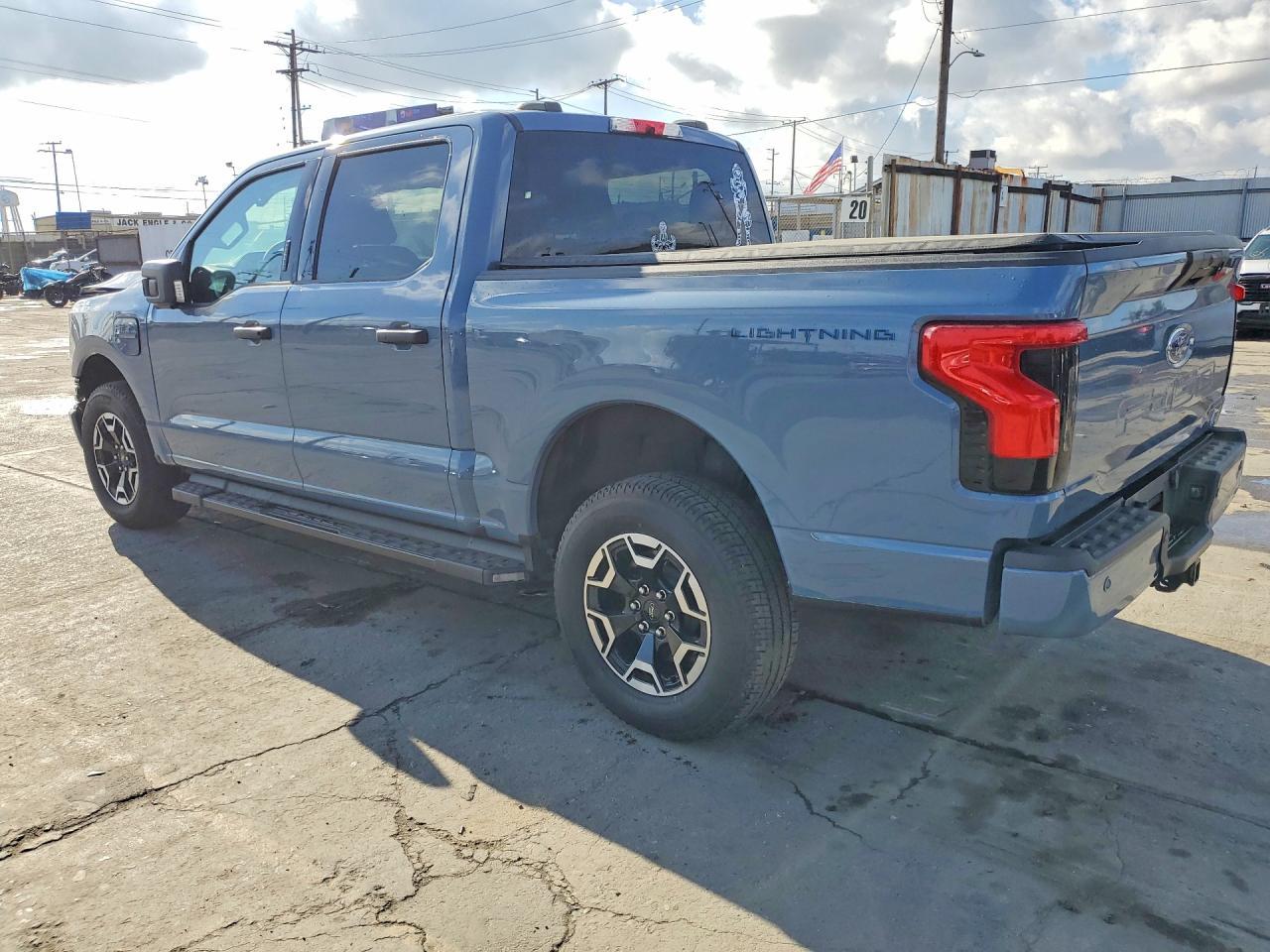 2023 Ford F150 Lightning PRO