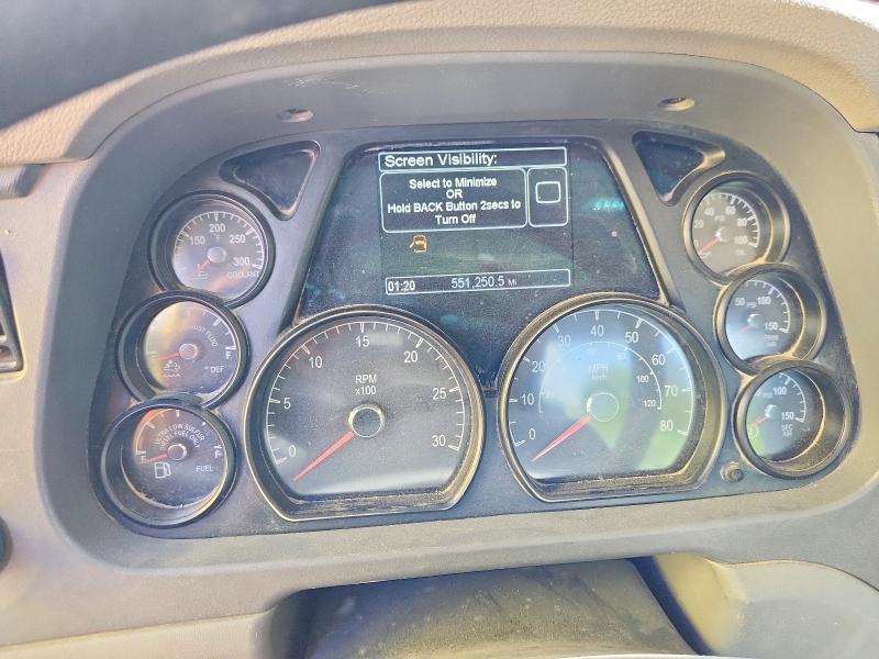 2017 Peterbilt 579 Semi Truck