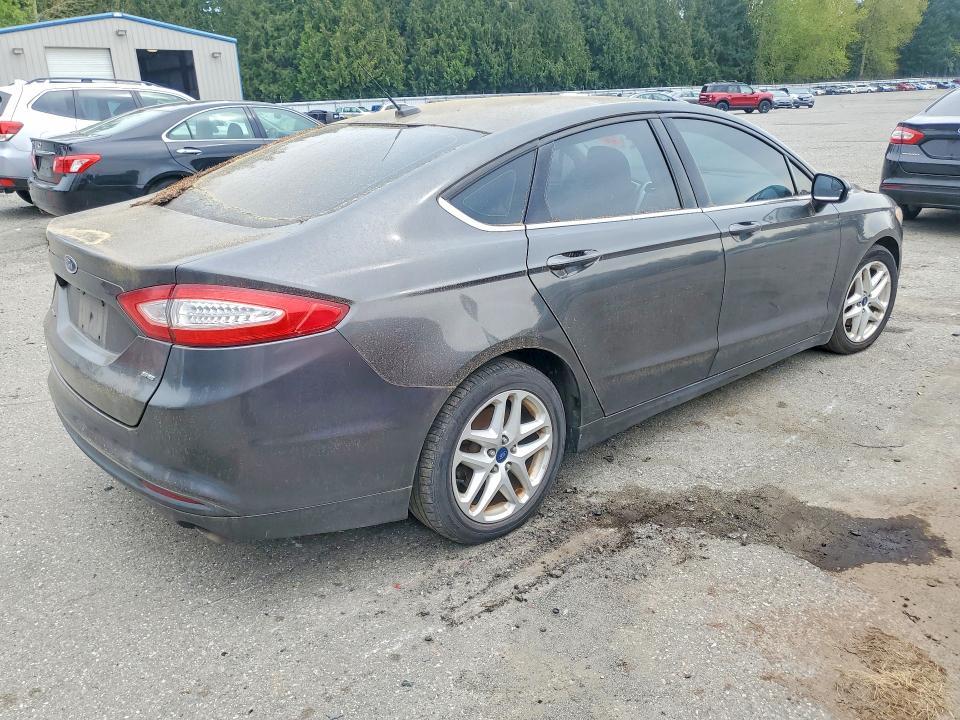 2015 Ford Fusion se