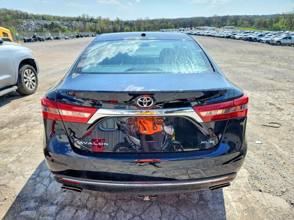 2016 Toyota Avalon xle