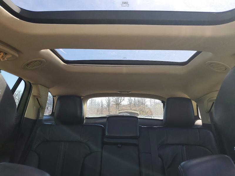 2013 Lincoln MKT