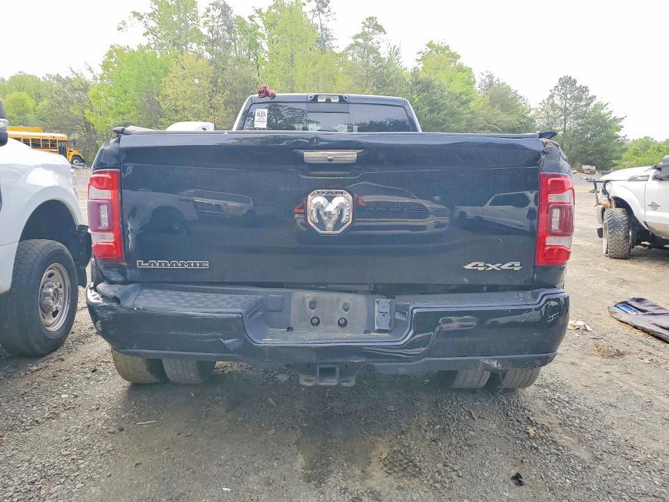 2022 Dodge 3500 Laramie