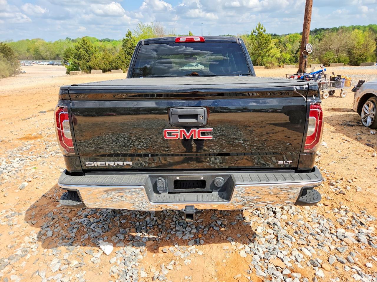 2017 GMC Sierra K1500 SLT