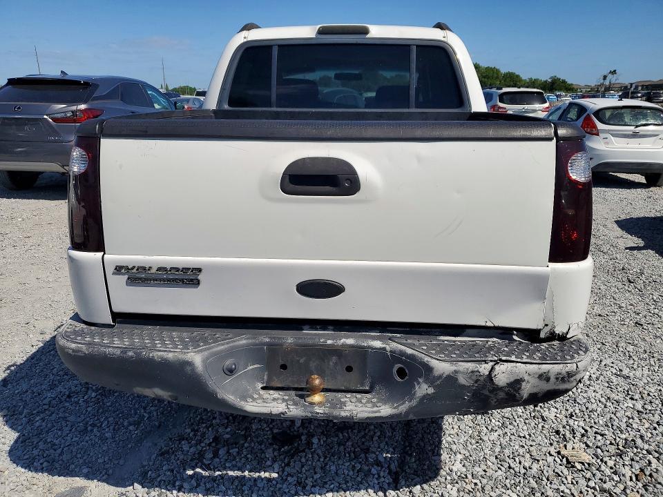 2005 Ford Explorer Sport Trac