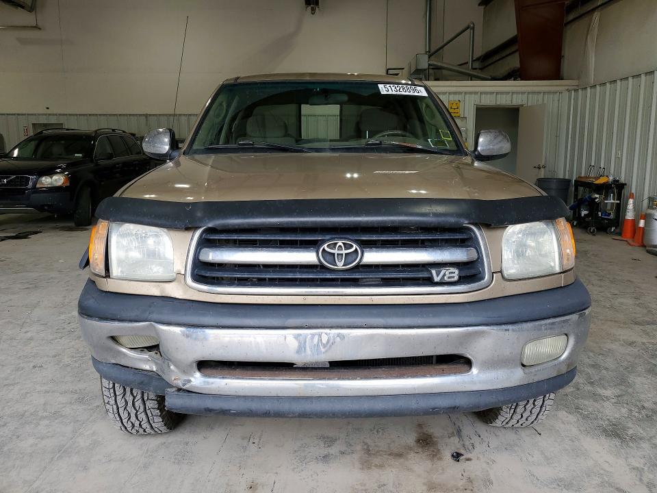 2002 Toyota Tundra SR5 V8
