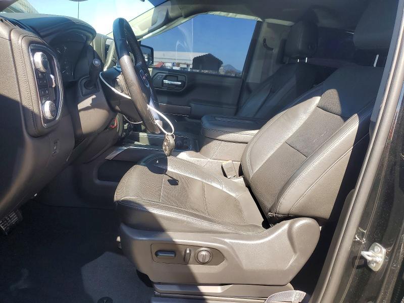 2020 GMC Sierra K1500 SLT