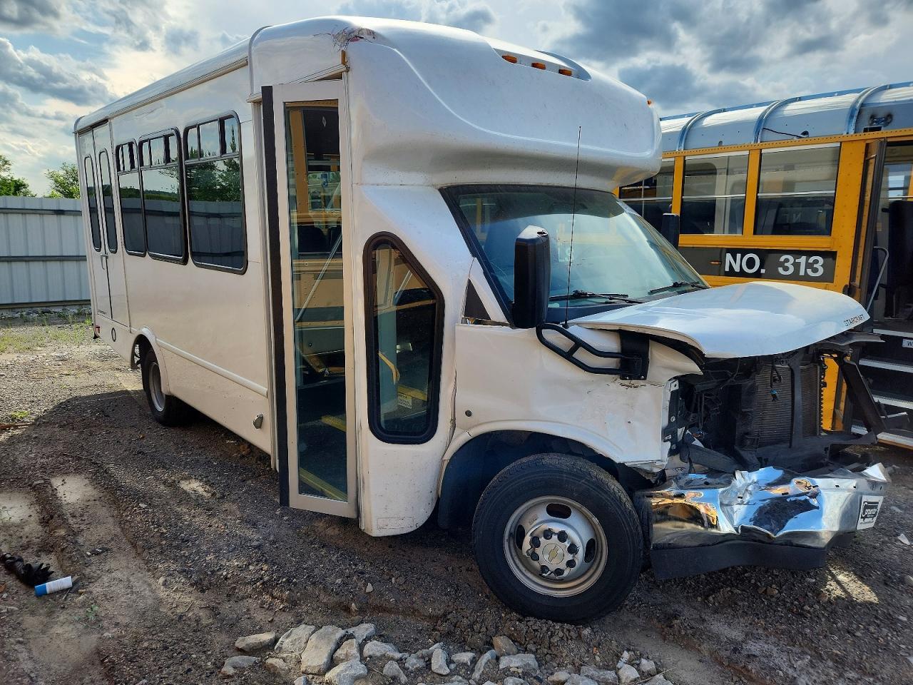 2024 Chevrolet Express G3500 Shuttle Bus