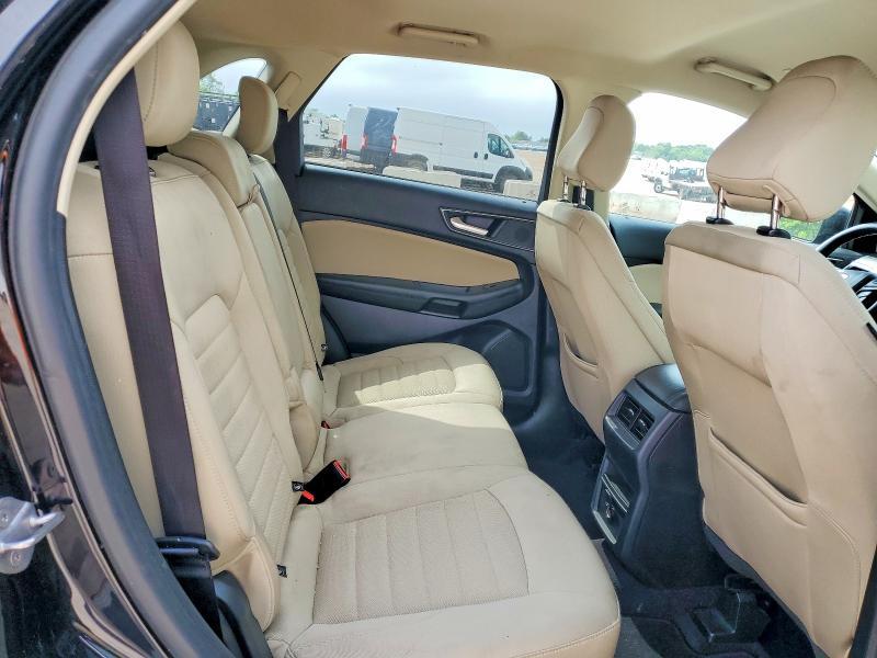 2020 Ford Edge se