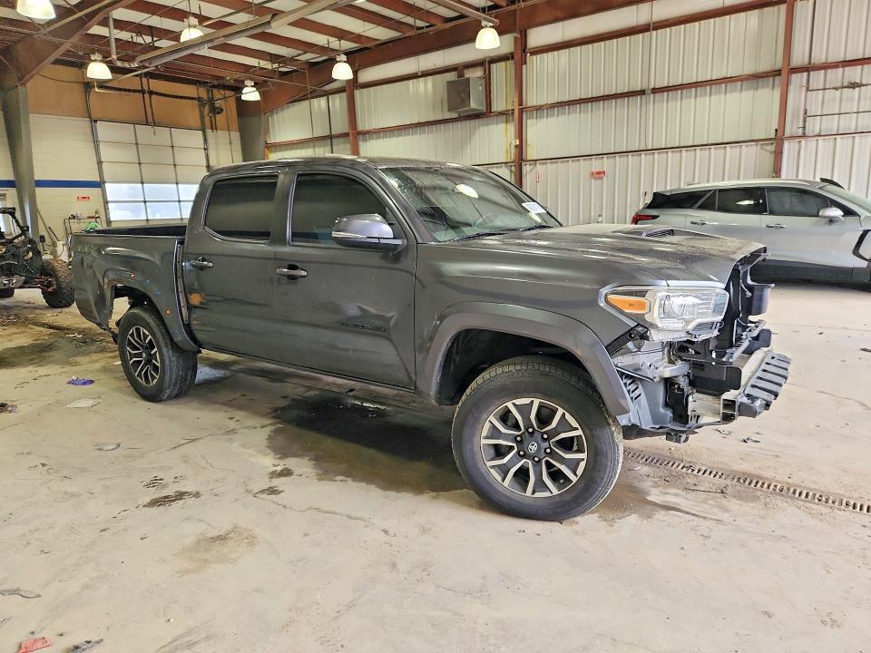 2020 Toyota Tacoma trd Sport